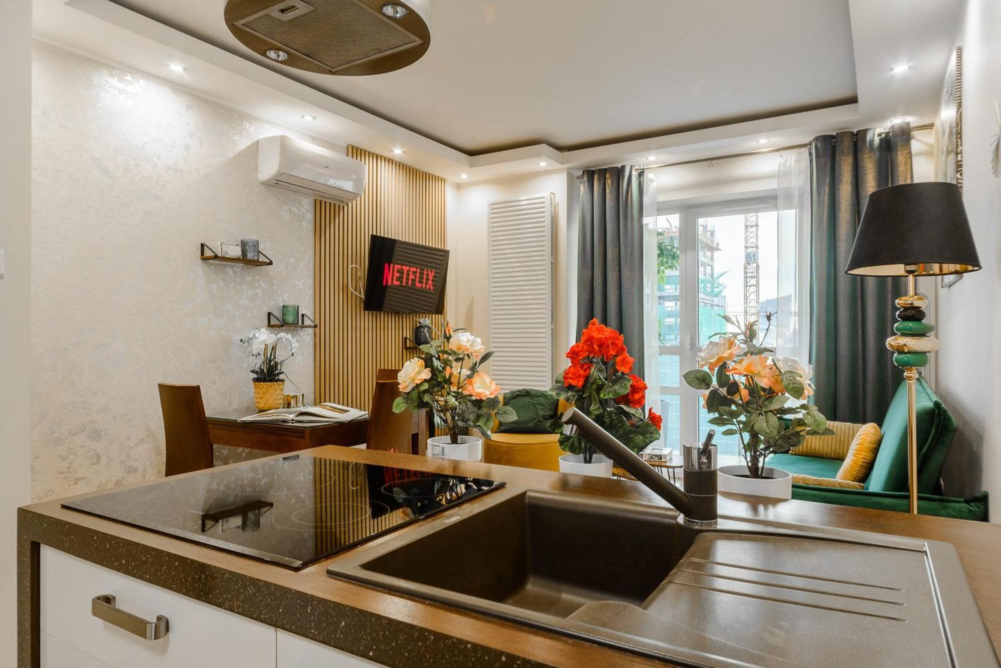 Lumina Apart With Balcony Platinum Tower Варшава Екстер'єр фото