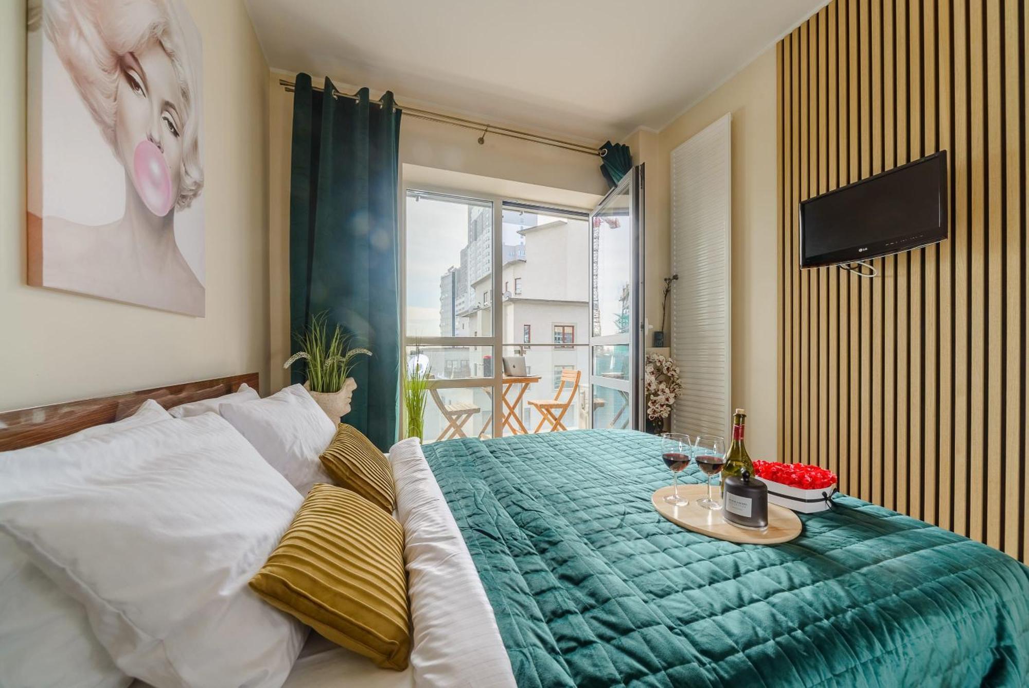 Lumina Apart With Balcony Platinum Tower Варшава Екстер'єр фото